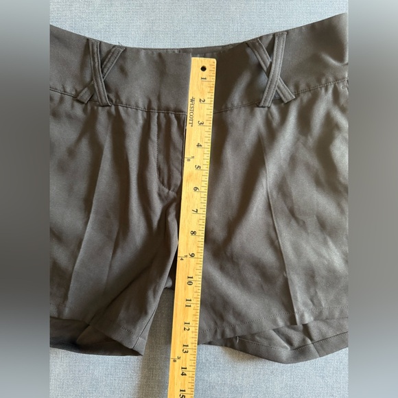 Adidas Climalite Golf Shorts Woman’s SZ 4 Black Pockets Athletic 5 Inch Inseam - Picture 8 of 10